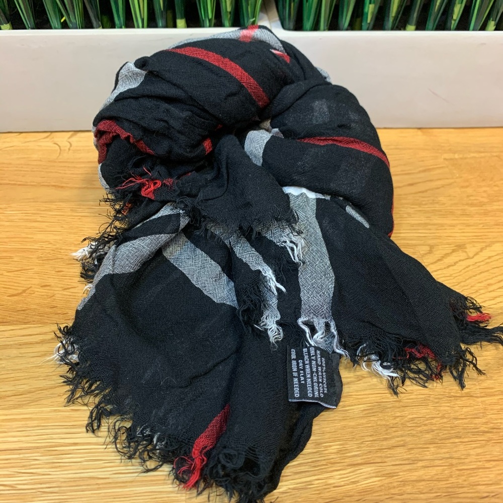 Classic Check Gauge Scarf All Weather Black